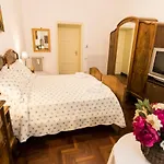 Bed & Breakfast A Casa Cibella Rome